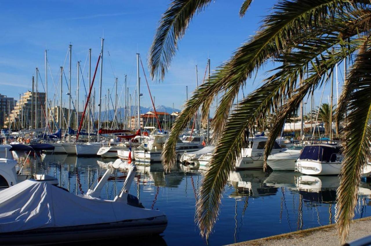 Готель Voilier A Quai Au Calme Кане-ан-Руссійон Екстер'єр фото